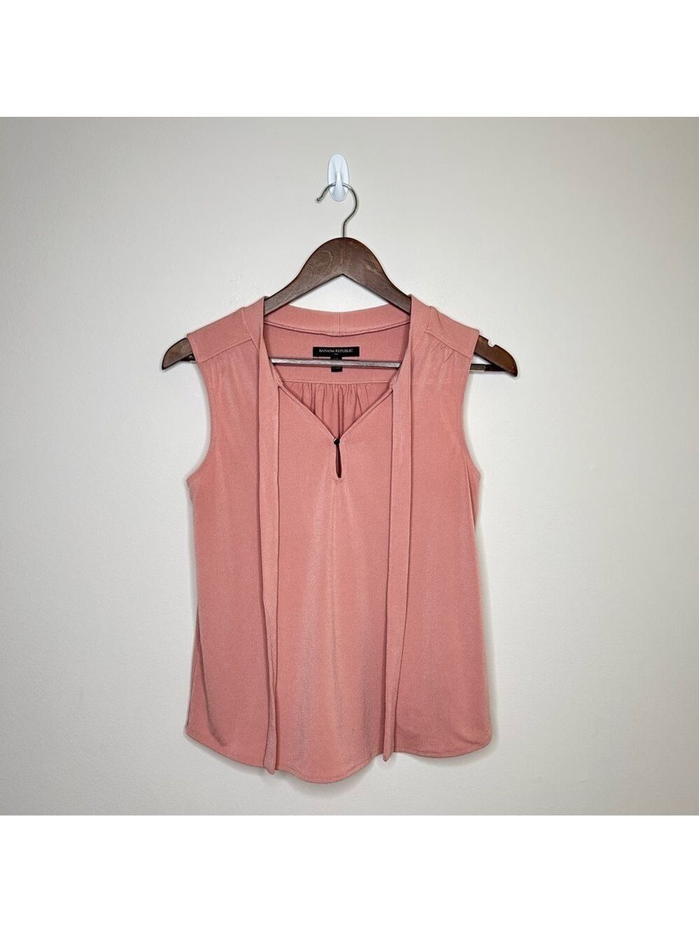 Banana Republic V Neck Blouse Dusty Rose XS